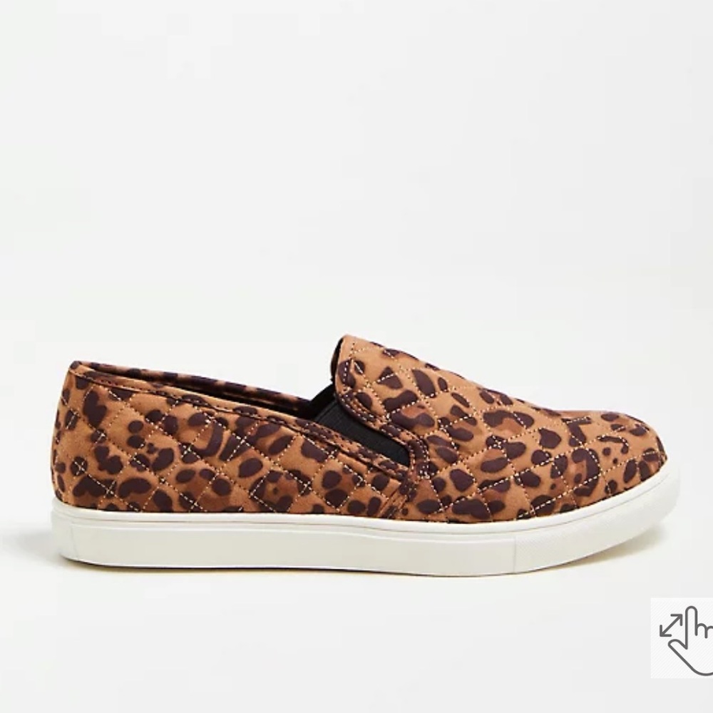 leopard printed quilt sneakers. 🐆